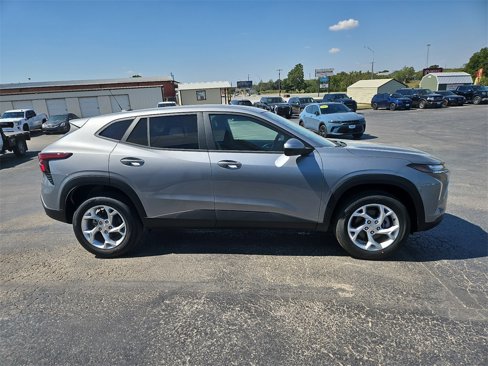 New 2026 Chevrolet Trax LS w/ LS Convenience Package image 8
