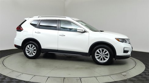 Used 2019 Nissan Rogue SV image 8