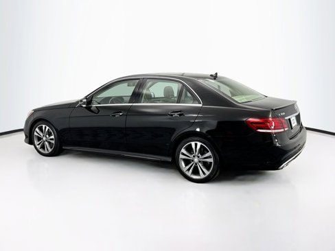 Used 2016 Mercedes-Benz E 350 4MATIC Sedan image 7