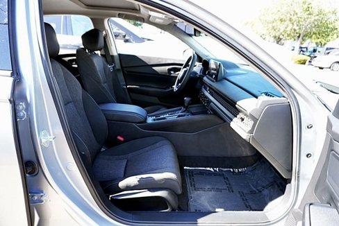 Used 2024 Honda Accord EX image 11