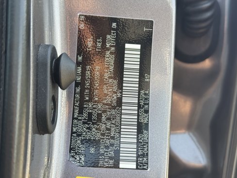 Used 2018 Toyota Highlander Limited image 27
