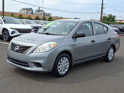 Used 2012 Nissan Versa S image 3