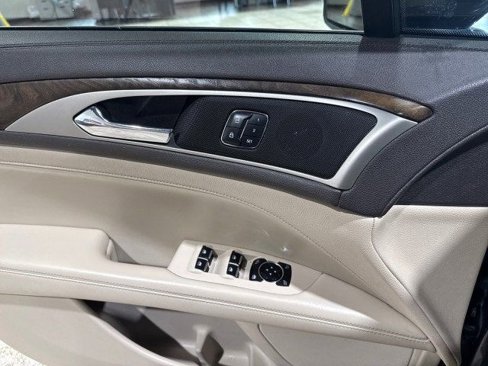 Used 2017 Lincoln MKZ Reserve w/ Technology Package image 21