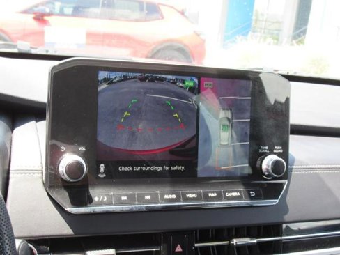 Used 2023 Mitsubishi Outlander SE image 25