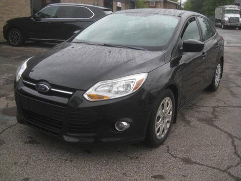 Used 2012 Ford Focus SE image 1