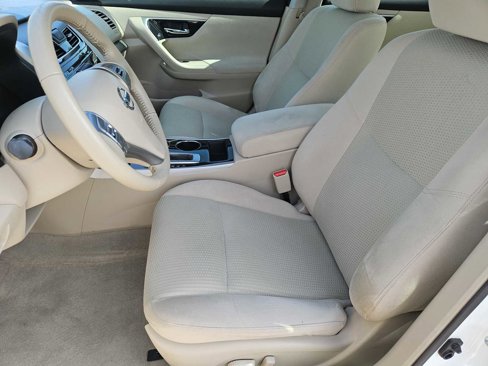 Used 2014 Nissan Altima 2.5 SV image 13