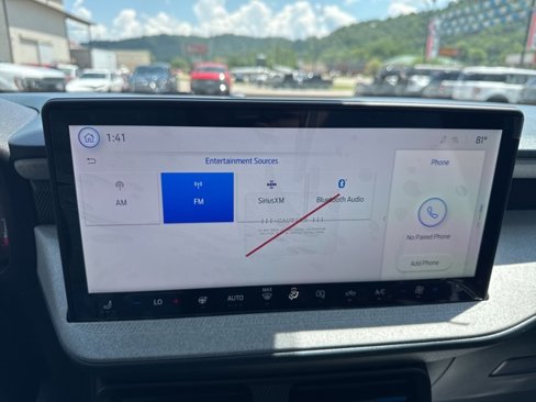 New 2025 Ford Maverick XLT w/ XLT Luxury Package image 33