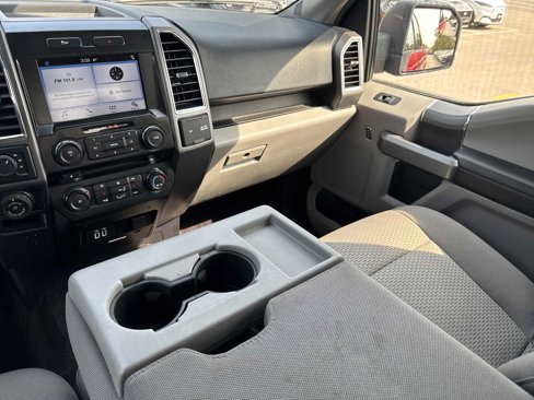 Used 2016 Ford F150 XLT w/ Equipment Group 302A Luxury image 29