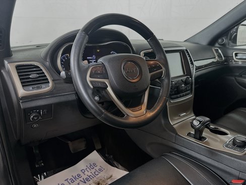 Used 2015 Jeep Grand Cherokee Overland image 9