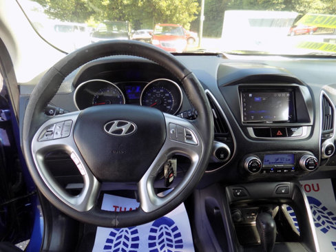 Used 2011 Hyundai Tucson Limited w/ Premium Pkg 3 image 13