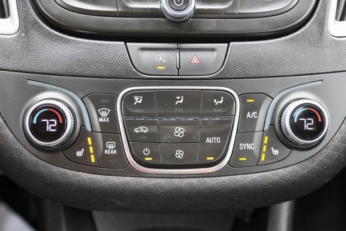 Used 2024 Chevrolet Malibu LT image 21