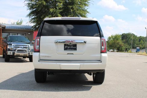 Used 2015 GMC Yukon Denali w/ Touring Package image 4