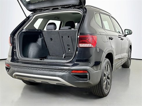 Used 2024 Volkswagen Taos S image 23