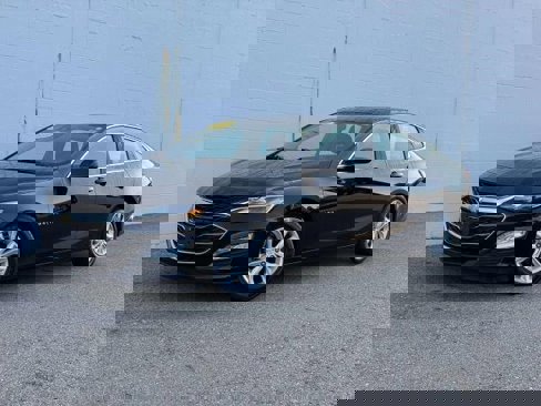 Used 2023 Chevrolet Malibu LT image 1