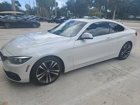 Used 2020 BMW 430i Coupe w/ Convenience Package image 3