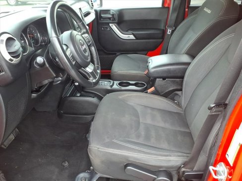 Used 2017 Jeep Wrangler Unlimited Sahara image 10