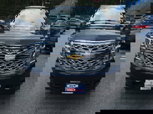 Used 2018 Chevrolet Tahoe LT w/ LT Signature Package image 8