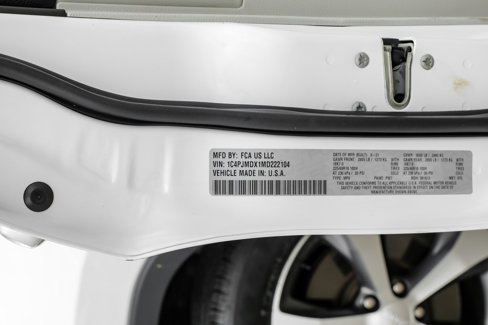 Used 2021 Jeep Cherokee Limited image 69