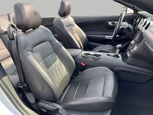 Used 2022 Ford Mustang Premium image 12