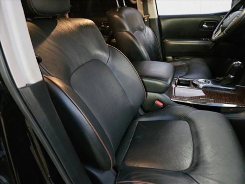 Used 2020 Nissan Armada SL image 21