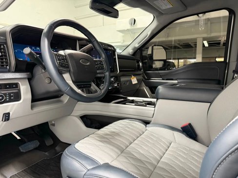 Used 2024 Ford F250 Limited image 25