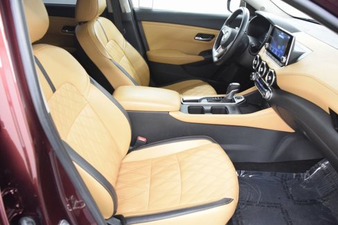 Used 2022 Nissan Sentra SV w/ SV Premium Package image 13