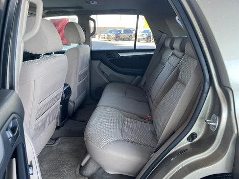 Used 2007 Toyota 4Runner SR5 image 17