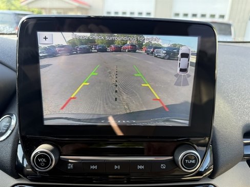 Used 2018 Ford EcoSport Titanium w/ Titanium Cold Weather Package image 19