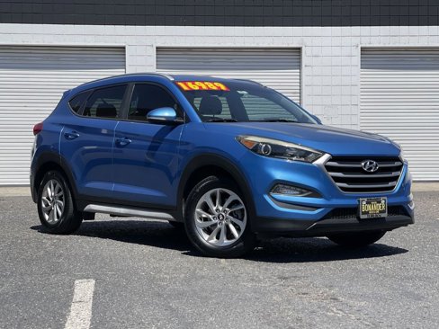 Used 2017 Hyundai Tucson SE Plus w/ Cargo Package image 1