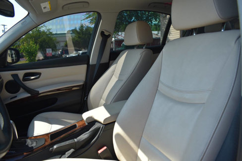 Used 2011 BMW 328i xDrive Sedan w/ Premium Pkg image 15