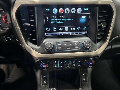 Used 2017 GMC Acadia Denali image 14