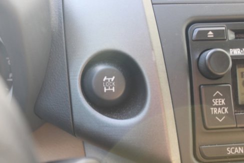 Used 2012 Toyota RAV4 4WD image 18