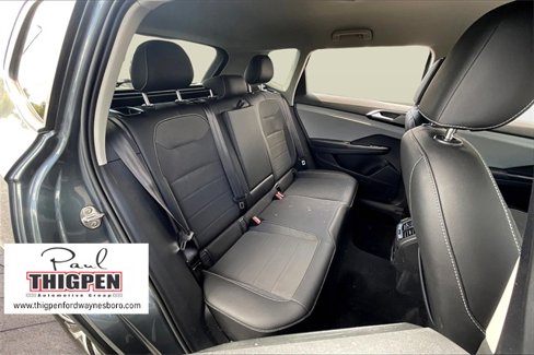 Used 2022 Volkswagen Taos SE image 27