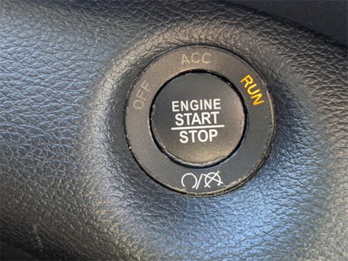 Used 2023 Jeep Cherokee Altitude Lux image 35