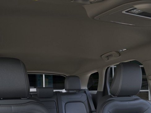 New 2025 Lincoln Corsair AWD w/ Equipment Group 101A image 22