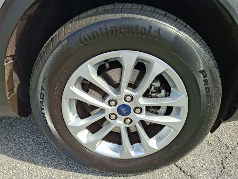 Used 2022 Ford Escape SE image 9