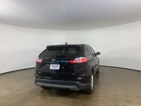 Used 2022 Ford Edge SEL image 25