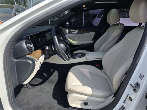Used 2022 Mercedes-Benz E 350 Sedan w/ AMG Line Exterior image 35