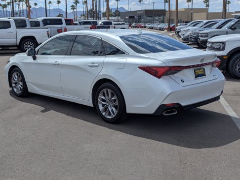 Used 2020 Toyota Avalon XLE image 4