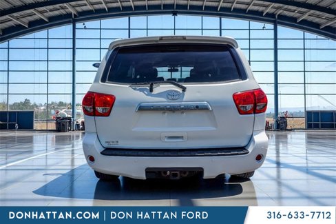 Used 2015 Toyota Sequoia Platinum image 35