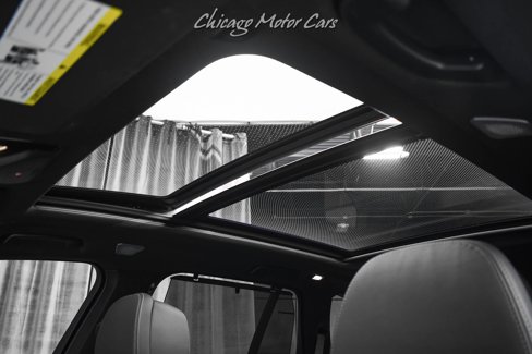 Used 2020 BMW X5 M50i w/ Executive Package image 19
