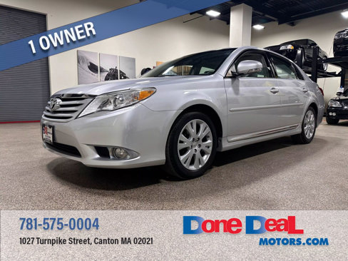 Used 2012 Toyota Avalon Limited image 1