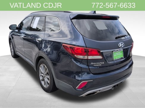 Used 2017 Hyundai Santa Fe SE image 9