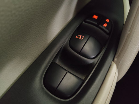 Used 2019 Nissan Rogue Sport SV image 27