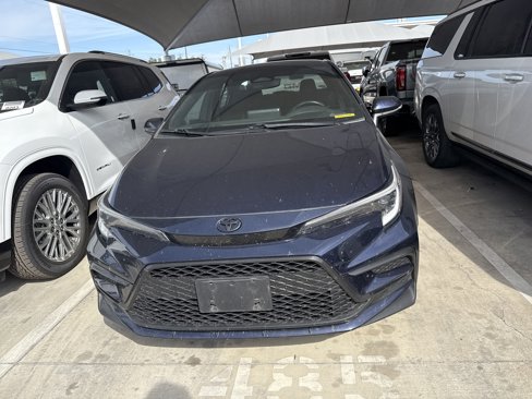 Used 2023 Toyota Corolla SE image 2