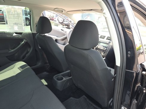 Used 2012 Volkswagen Jetta S image 38