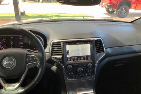 Used 2018 Jeep Grand Cherokee Laredo image 7