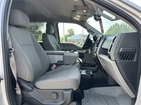 Used 2017 Ford F150 XLT w/ Equipment Group 301A Mid image 8