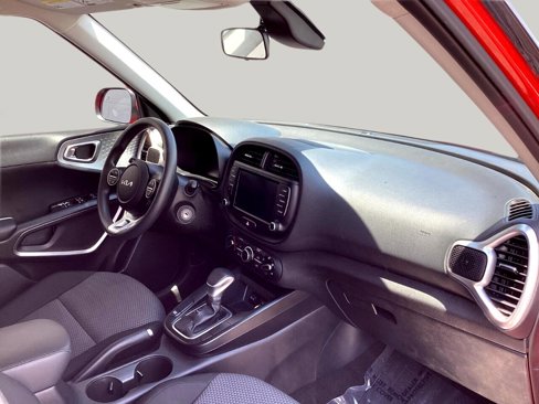 Used 2024 Kia Soul LX w/ Option Group 015 image 8