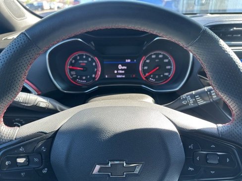 Used 2022 Chevrolet TrailBlazer RS w/ Sun and Liftgate Package image 10